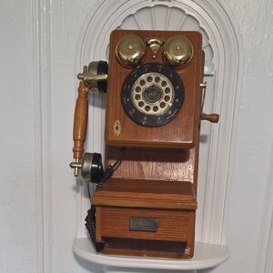 Thomas Collector's Edition 1927 Country Replica Wall Telephone